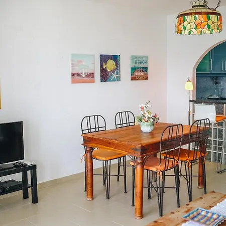 Sunny Cozy Flat - Terrace & Ocean View Armação de Pêra