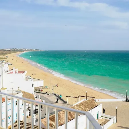 Sunny Cozy Flat - Terrace & Ocean View * Armação de Pêra